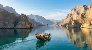 Sail the Khors
