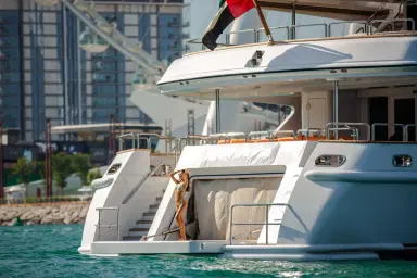 Luxury vs Budget Yacht Rentals