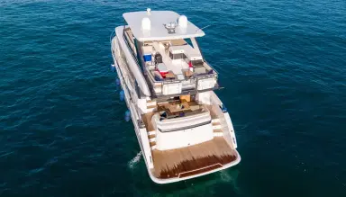 Private Yacht for Couples